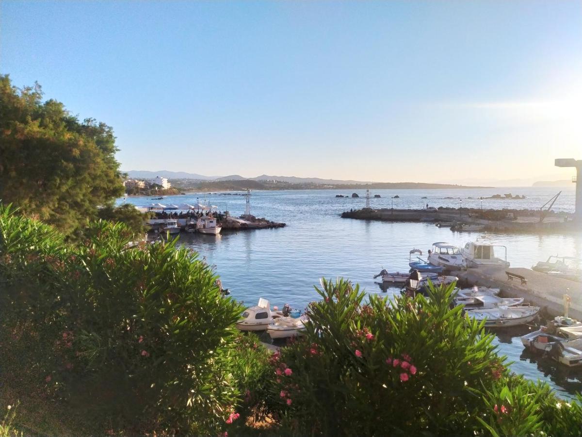 Sea Side View Home Steps From The Beach & City Chania  Buitenkant foto